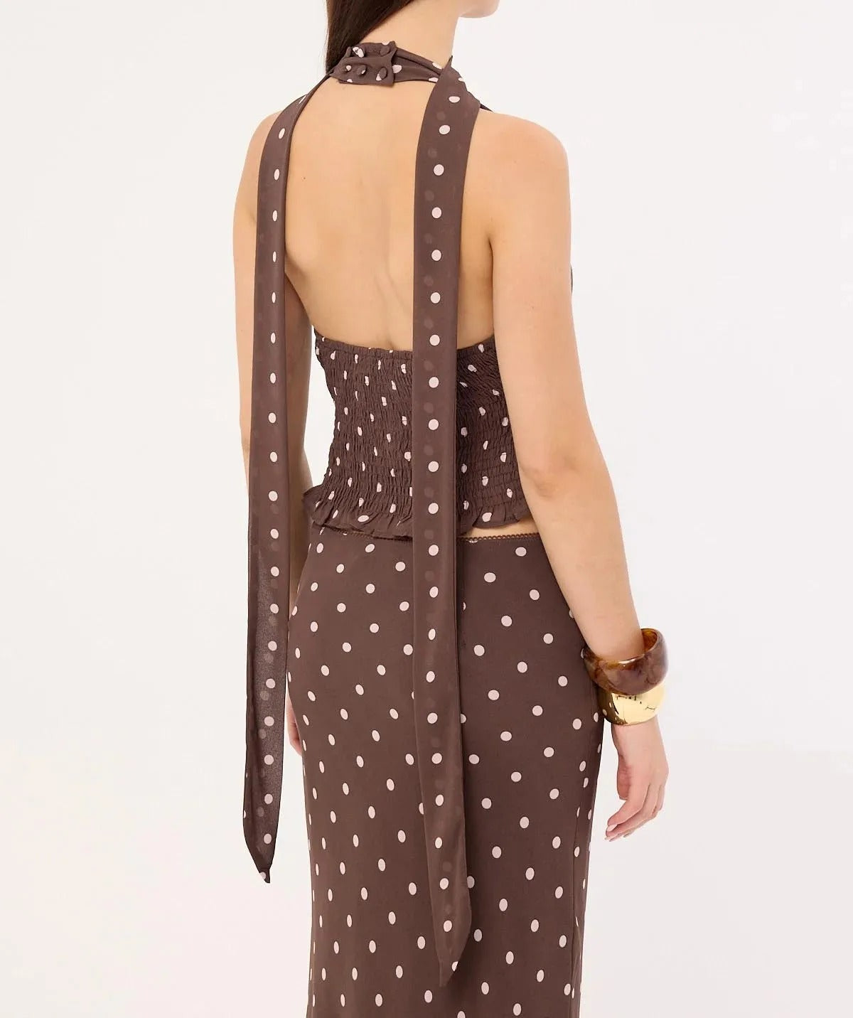 Top halter w kropki z marszczoną strukturą